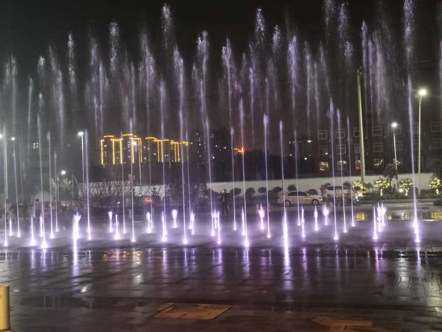 三亚周口旱地音乐喷泉实景图
